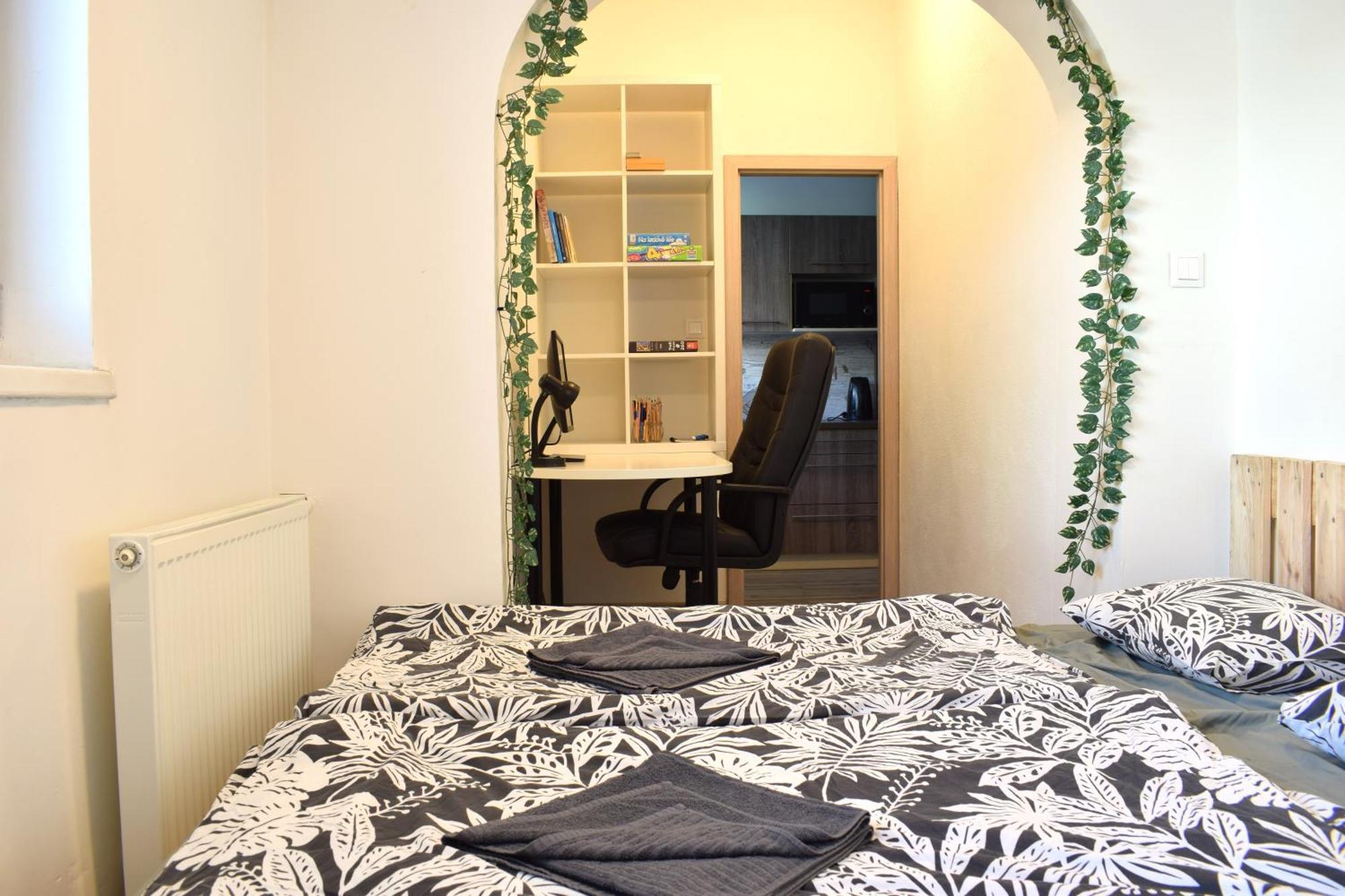 Charming Flat, Steps From Castle - Historic Part Apartment Bratislava Exterior photo